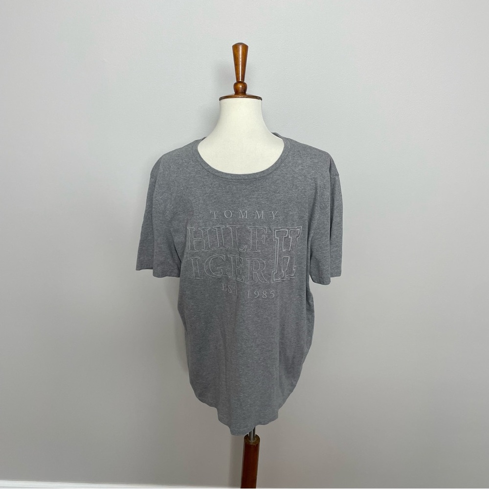 Tommy Hilfiger Shirt Tee Embroidered Spell Out Short Sleeve Cotton Classic Grey